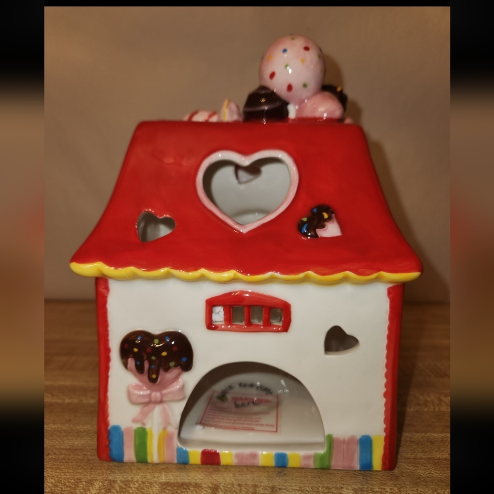 HELLO KITTY BLUE SKY SANRIO SWEETT SHOPPE CERAMIC TEA LIGHT HOLDER - Picture 4 of 7